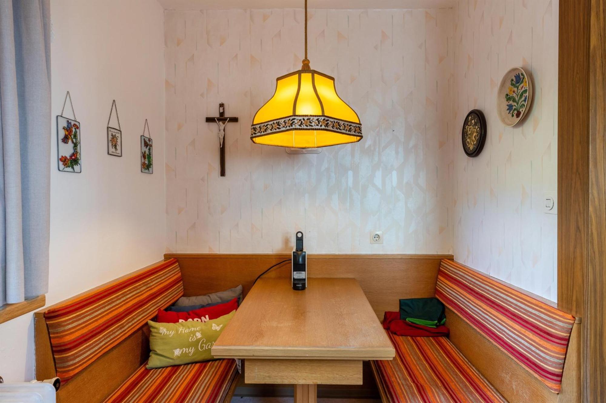 Haus Anemone Apartment Seefeld in Tirol Ruang foto